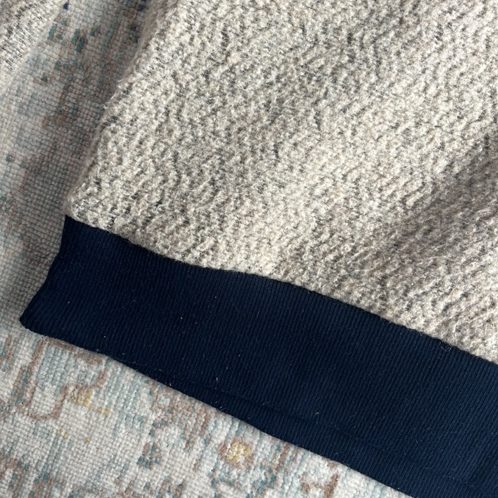 Patagonia Woolyester Oat Pullover Size M Tan and Navy Blue - Picture 5 of 7